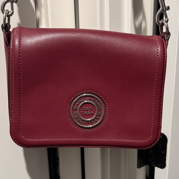 Marc Jacobs Handbags - Marc Jacobs Crossbody Bag